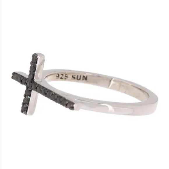 NWT Savvy Cie Black Diamond Cross Ring Size 7 - Picture 2 of 5